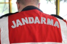 HAKKINDA 15 YIL KESİNLEŞMİŞ HAPİS CEZASI BULUNAN FİRARİ YAKALANDI