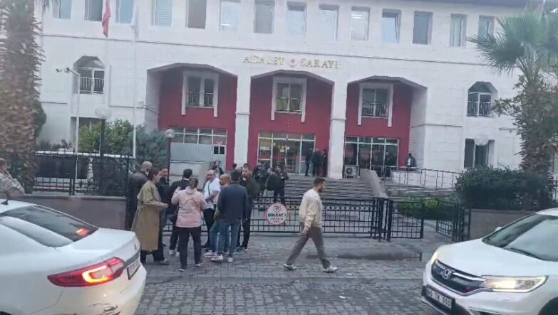 OTİZMLİ ÖĞRENCİYİ MERDİVENDEN İTEN MÜDÜR TUTUKLANDI